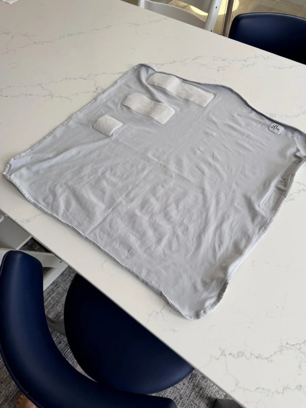 Ollie Swaddle, Light Gray